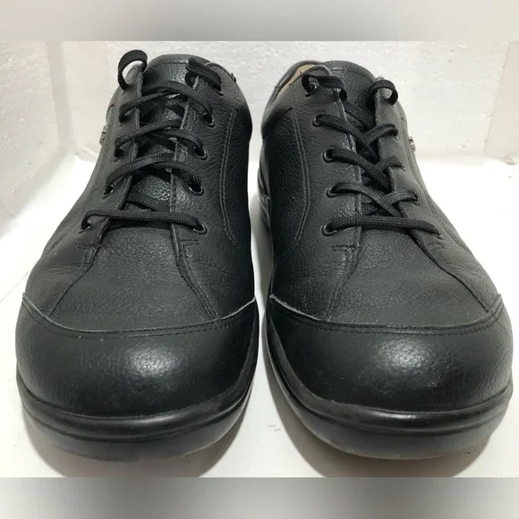 Finn Comfort Black Leather Sneakers
